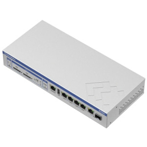 Промышленный сотовый маршрутизатор Teltonika RUTXR1 LTE SFP