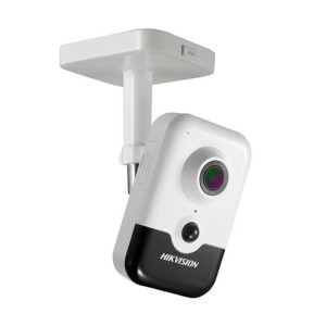 IP видеокамера Hikvision DS-2CD2421G0-I (2.8 ММ) 2МП с PIR датчиком IP видеокамера Hikvision DS-2CD2421G0-I (2.8 ММ) 2МП с PIR датчиком